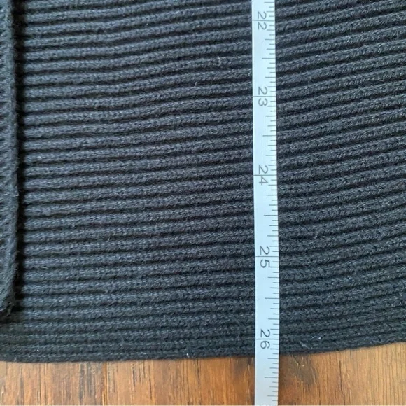 EUC Sophisticated Thick Sweater Cardigan Black L - Picture 7 of 11